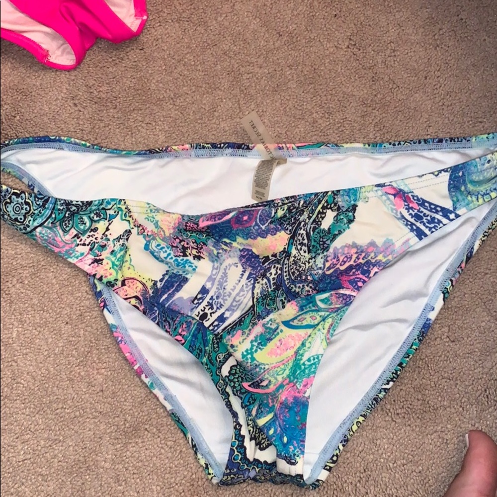 Victoria’s Secret bikini bottoms